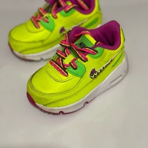 Toddler nikes bright yellow size 5c